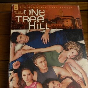 One Tree Hill Complete Season 1